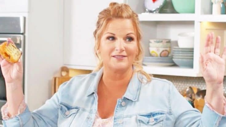 Trisha Yearwood Recalls One Of Her Worst Baking Mistakes | Country Music Videos