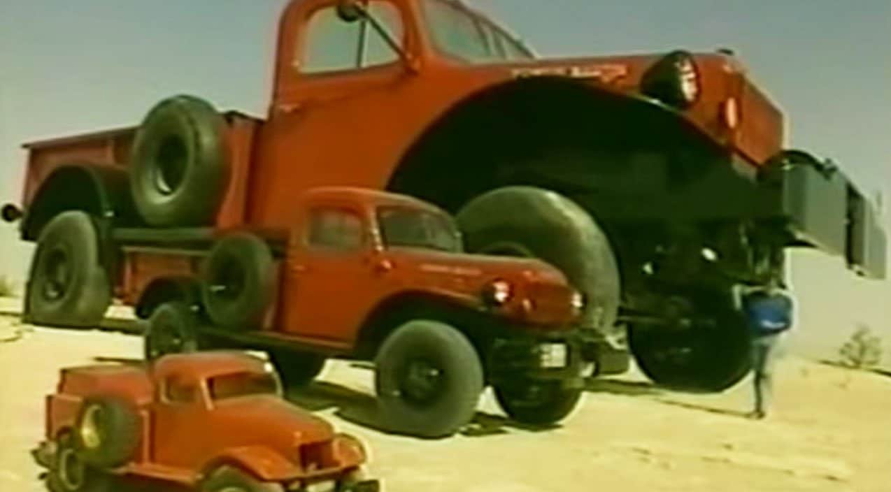 Y all Won t Believe What s Inside The World s Biggest Pick Up Truck