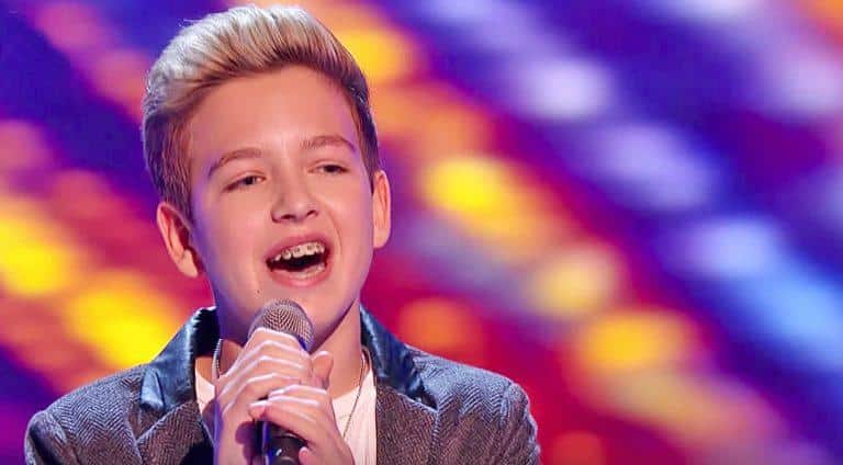 14-Year-Old Singer Earns Standing Ovation For ‘Hallelujah’ Performance