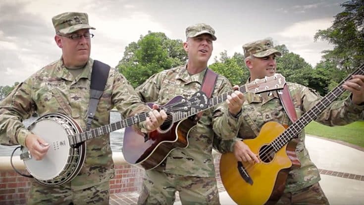 Active Duty Soldiers Give Jaw-Dropping Performance Of ‘Uncloudy Day’ | Country Music Videos