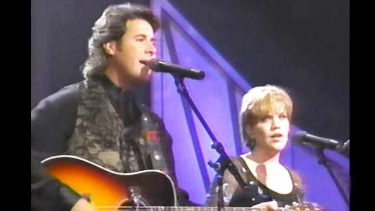 Vince Gill & Alison Krauss Honor Bill Monroe With Bluegrass Version Of “High Lonesome Sound” | Country Music Videos