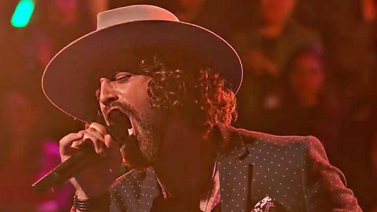 Johnny Hayes Rocks ‘The Voice’ With Killer Allman Brothers Cover | Country Music Videos