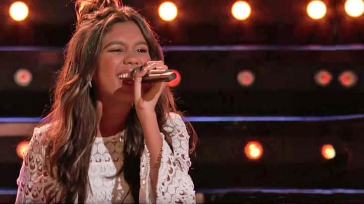 15-Year-Old Sets ‘Voice’ Stage On Fire With Jaw-Dropping Reba Megahit | Country Music Videos