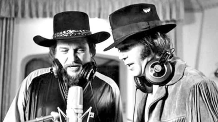 Waylon Jennings & Neil Young Pair Up For Powerhouse Duet Of ‘Are You Ready For The Country’ | Country Music Videos