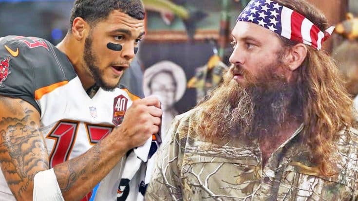 Willie Robertson Slams NFL Player For Protesting The National Anthem | Country Music Videos