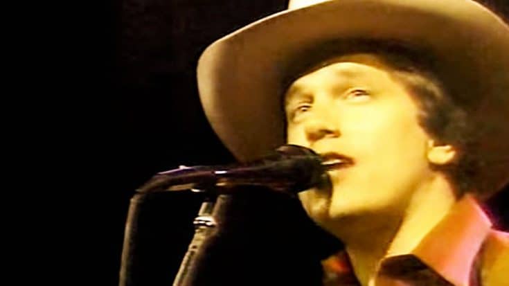 Young George Strait Makes Women Swoon With Heartthrob Hit ‘Corrine, Corrina’ | Country Music Videos