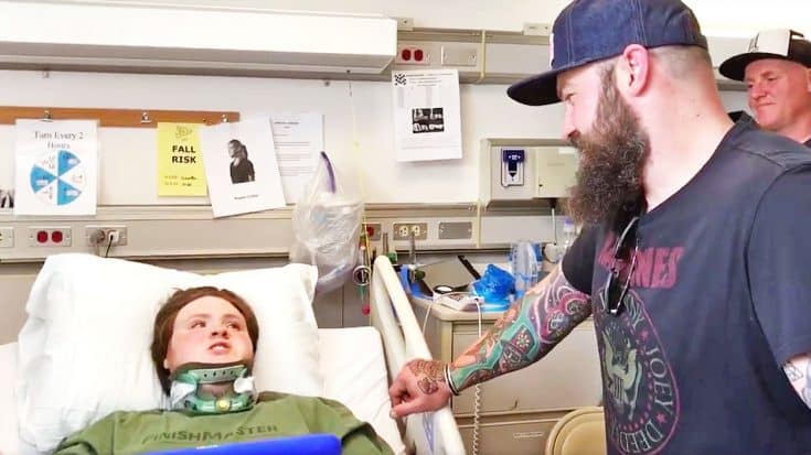 Zac Brown Surprises Young Fan In Hospital After Paralyzing Accident Kept Him From Concert | Country Music Videos