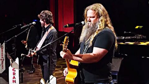 Jamey Johnson Joins Chris Janson For Merle Haggard Tribute | Country Music Videos