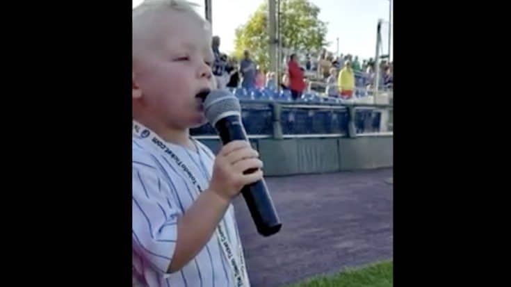 Toddler Kicks Off Baseball Game With National Anthem Performance | Country Music Videos