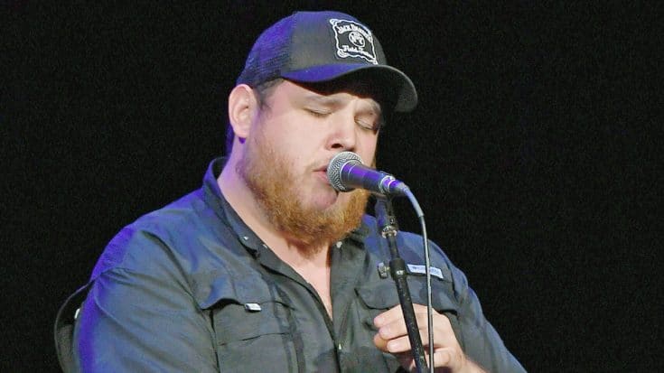 Luke Combs Recalls First Heartbreak During Live TV Debut Of “She Got The Best Of Me” | Country Music Videos