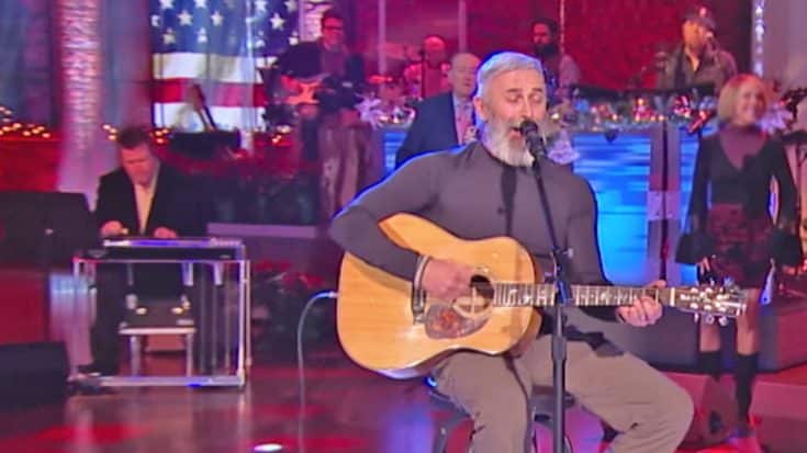 Aaron Tippin Performs “Where The Stars And Stripes And The Eagle Fly” With Mike Huckabee In 2018 | Country Music Videos