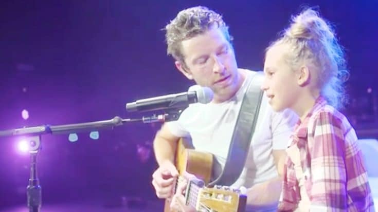 Brett Eldredge Unexpectedly Brings Little Girl On Stage For Magical Duet | Country Music Videos