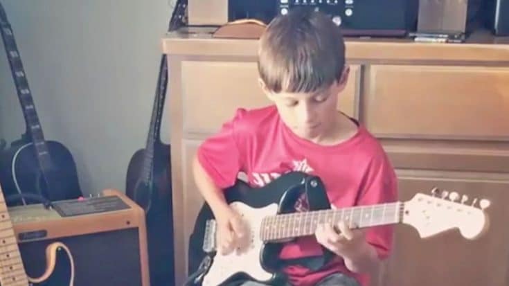 Aaron Watson’s 12-Year-Old Son Performs AC/DC’s “Thunderstruck” Guitar Riff | Country Music Videos
