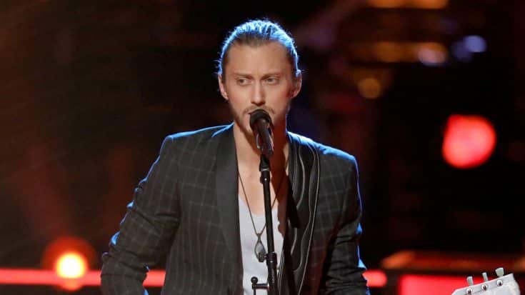Fans Heartbroken After ‘The Voice’ Favorite Quits Show | Country Music Videos