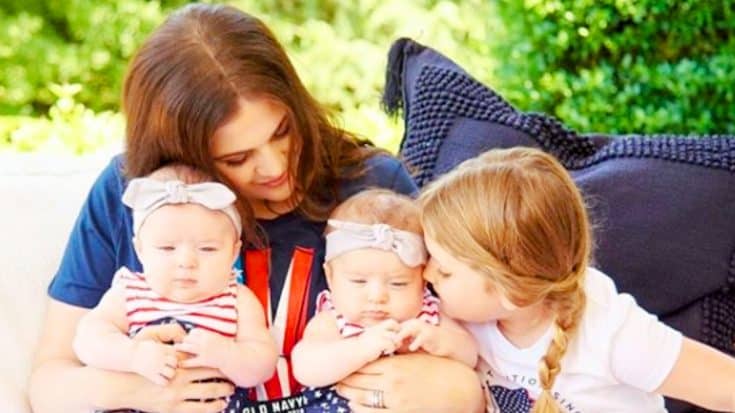 Lady A Singer’s Twin Girls Have Grown So Fast – See Their Precious New Photo | Country Music Videos