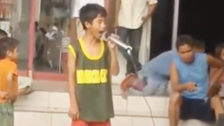 Boy Sings Dolly Parton’s ‘I Will Always Love You’ In Middle Of Parking Lot | Country Music Videos