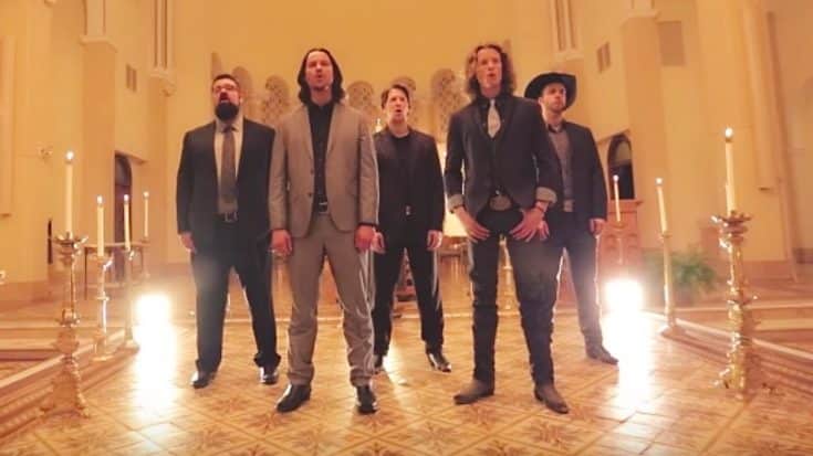 Home Free Celebrates Jesus’ Birth In A Cappella Cover Of ‘O Holy Night’ | Country Music Videos