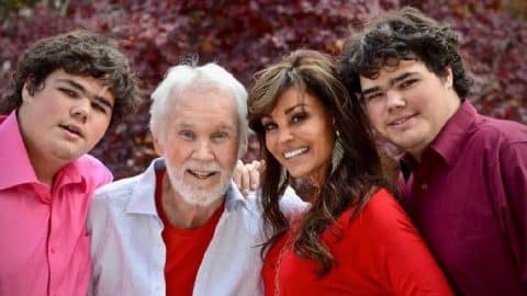 In 2018 Kenny Rogers Posted A Photo Of His Twin Boys All Grown Up | Country Music Videos