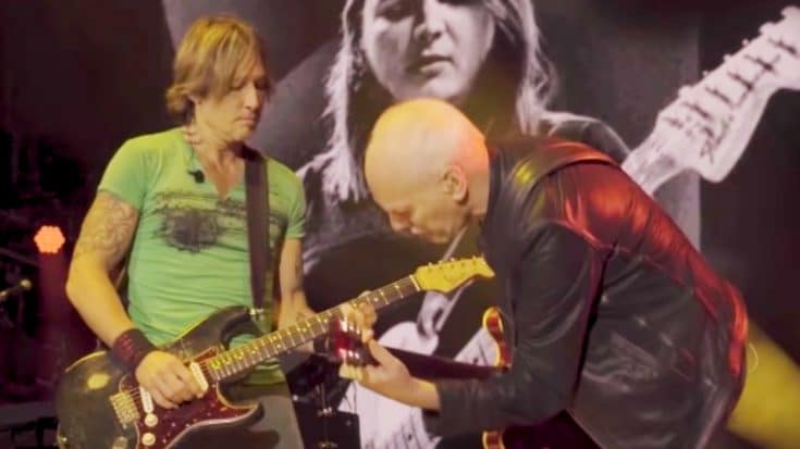 Keith Urban Jams With Peter Frampton In 2018 Medley Honoring Late Artists | Country Music Videos