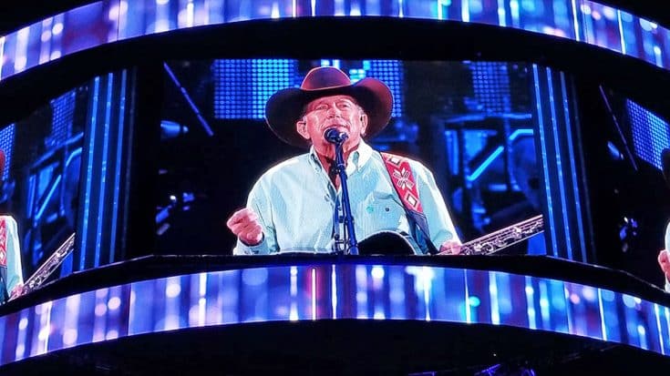 George Strait Left 2 Seats Empty At His 2019 Sold-Out Show For Late President Bush & His Wife | Country Music Videos