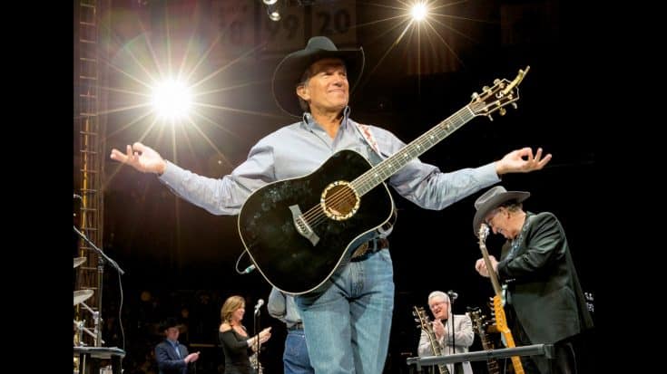 How George Strait Broke Records With $12.7 Million Concert | Country Music Videos