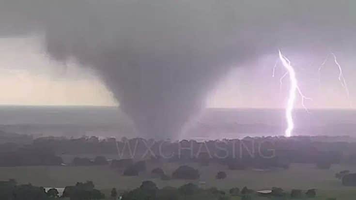 Drone Captures Video Of Tornado Shredding Through Canton, Texas | Country Music Videos