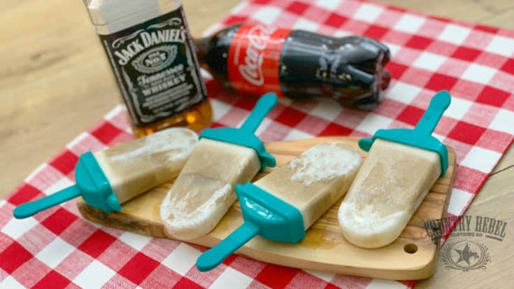 Jack & Coke Float Popsicles | Country Music Videos