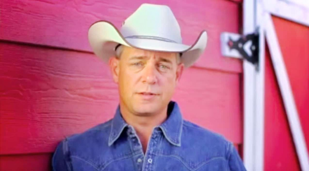 rodeo announcer chad nicholson 4th of july speech