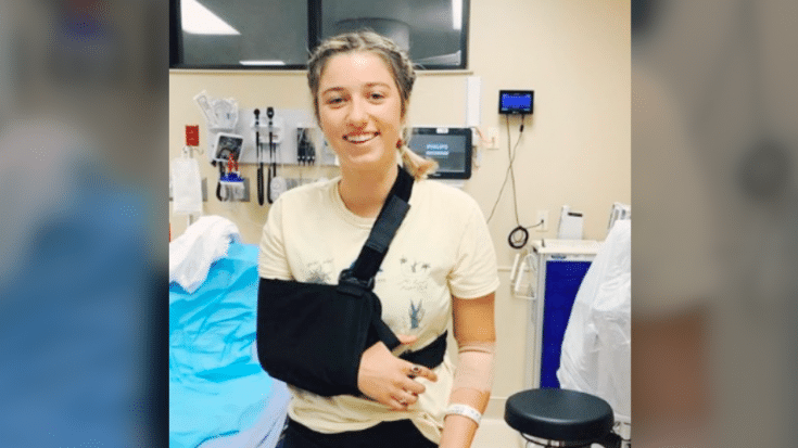 ‘Duck Dynasty’ Star Bella Robertson Hospitalized After ‘Pretty Bad Wreck’ | Country Music Videos
