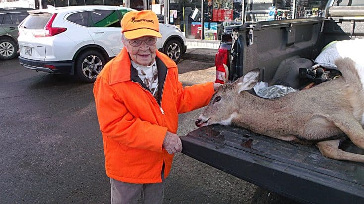 104-Year-Old Woman Gets Hunting License For First Time And Bags A Buck | Country Music Videos