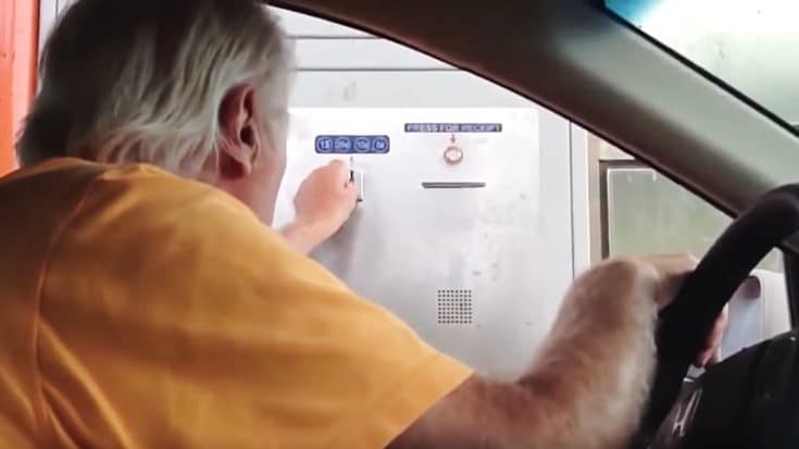Grandpa Has A Fight With Toll Booth & Grandkids Can’t Stop Laughing | Country Music Videos