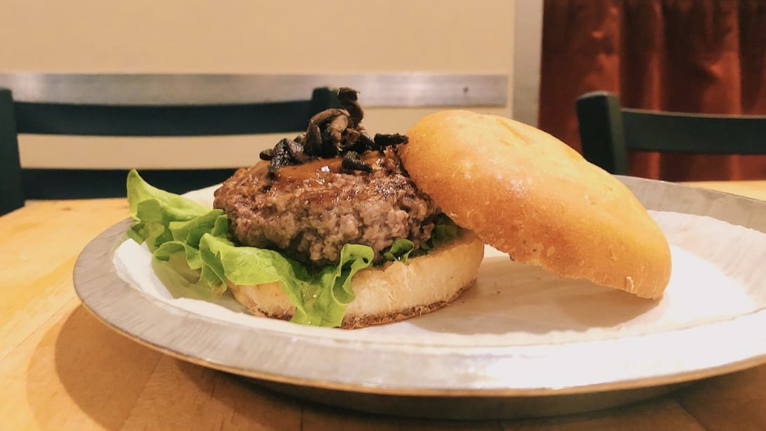 North Carolina Restaurant Serves Up $30 Tarantula Burgers | Country Music Videos