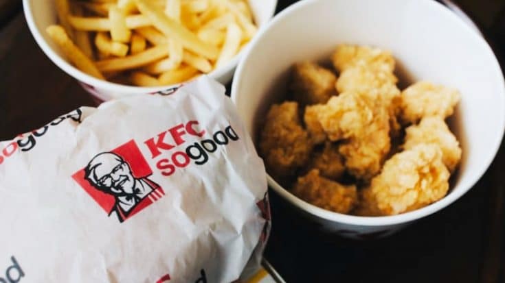 KFC Stops Use Of “It’s Finger Lickin’ Good” Slogan, Will Return “When The Time Is Right” | Country Music Videos