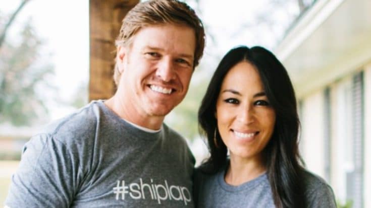 A Virtual Tour of Chip and Joanna Gaines’ “Rustic” Farmhouse | Country Music Videos