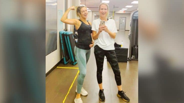 Pregnant Sadie Robertson Shows Off Baby Bump In Gym Photos With Mom | Country Music Videos