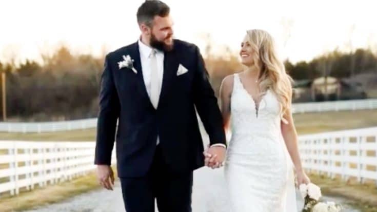 “Voice” Champ Jake Hoot Marries Brittney Hoyt In Tennessee | Country Music Videos