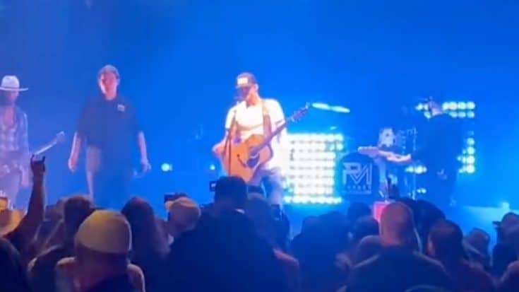 Country Singer Parker McCollum Kicks Man Out Of Concert For Throwing Drink At Woman | Country Music Videos