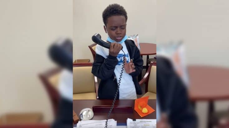 9-Year-Old Goes Viral After Singing National Anthem Over School Intercom | Country Music Videos