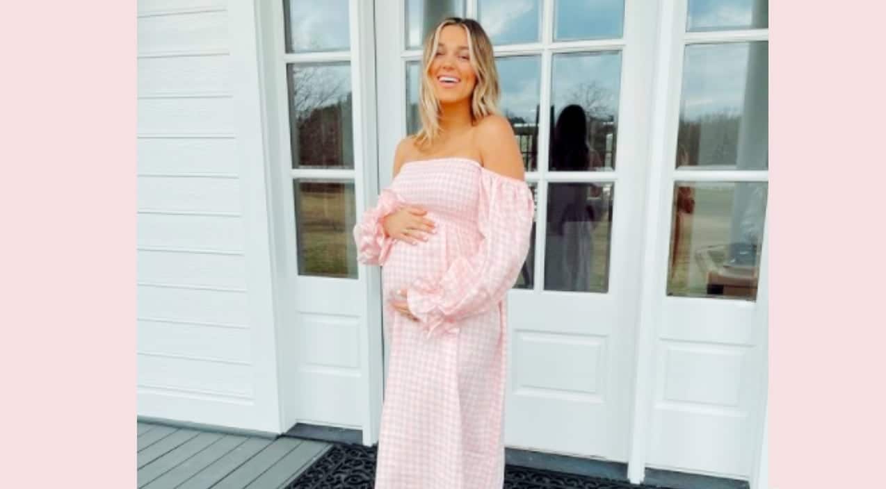 Sadie Robertson Is Now A Mom – See Her Baby Girl’s First Photos | Country Music Videos