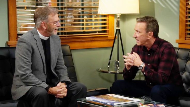 Bill Engvall Shares Behind-The-Scenes Photo From Time On “Last Man Standing” | Country Music Videos