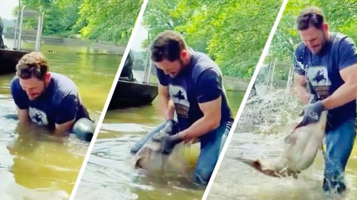 Carrie Underwood’s Husband Mike Fisher Snags Massive Catfish While “Noodling” | Country Music Videos
