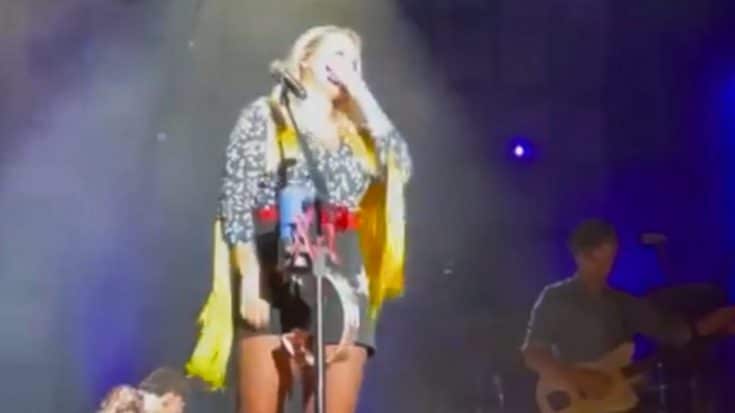 Miranda Lambert Struggles Through “The House That Built Me” Following Dog’s Death | Country Music Videos