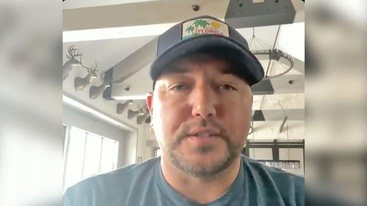 Jason Aldean Pays Tribute To 13 Military Members Killed In Afghanistan | Country Music Videos