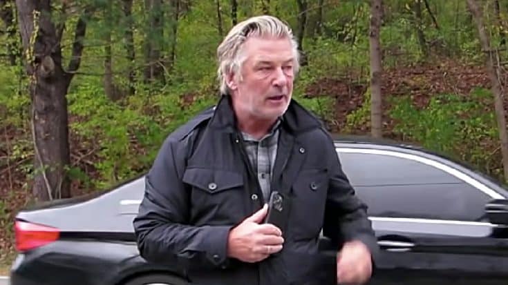 Alec Baldwin Makes First On-Camera Comments Following Shooting On Movie Set | Country Music Videos