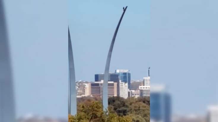 Person Filmed Climbing 270ft Arlington Air Force Memorial | Country Music Videos