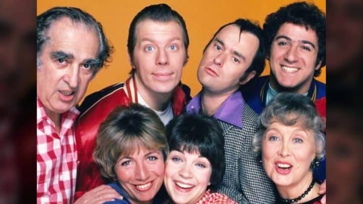 “Laverne & Shirley” Actor Dies At 69 | Country Music Videos