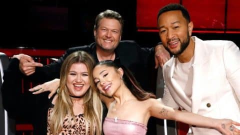 ‘Voice’ Coach’s Team Wiped Out Prior To Finale | Country Music Videos