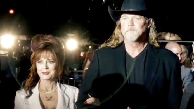Fox President Explains Reason For Delaying “Monarch” Premiere | Country Music Videos