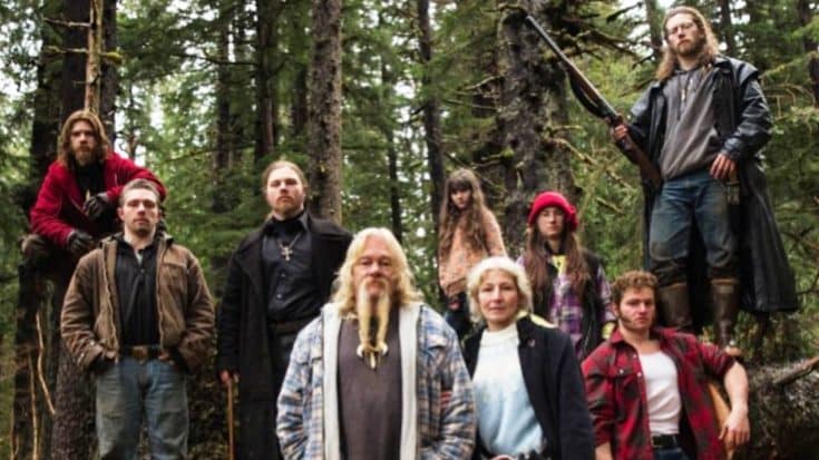 “Alaskan Bush People” Billy Brown’s Son Remembers Him 1 Year After Death | Country Music Videos