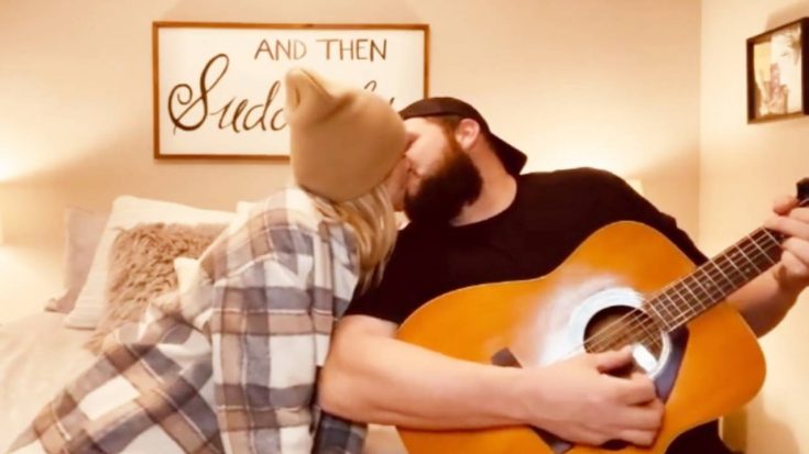“Voice” Champion Expecting First Child With Wife | Country Music Videos